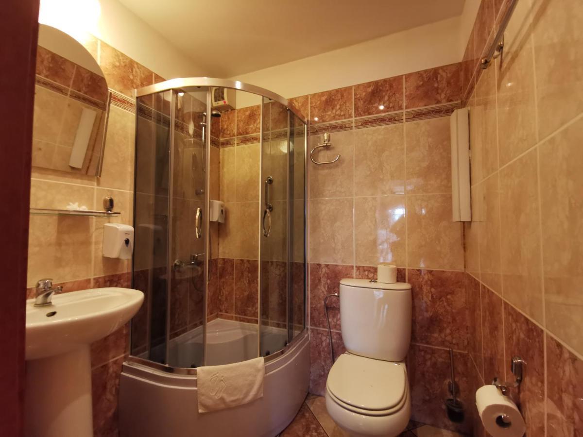Hotel Atlantis Poznań Eksteriør bilde